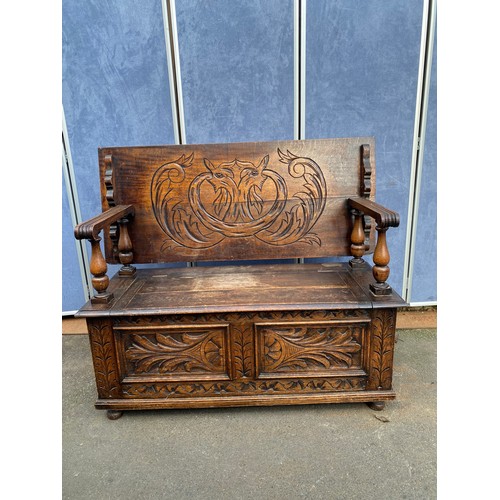 510 - Oak Carved Settle