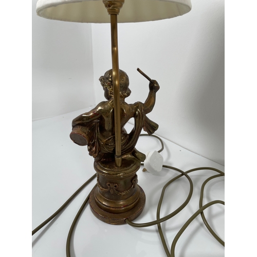 319 - Two table lamps.