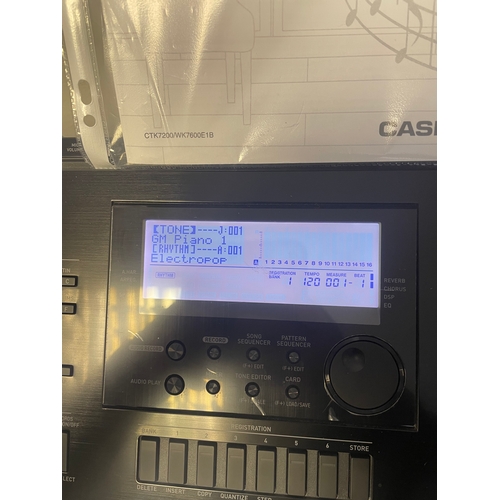 320 - Casio Keyboard