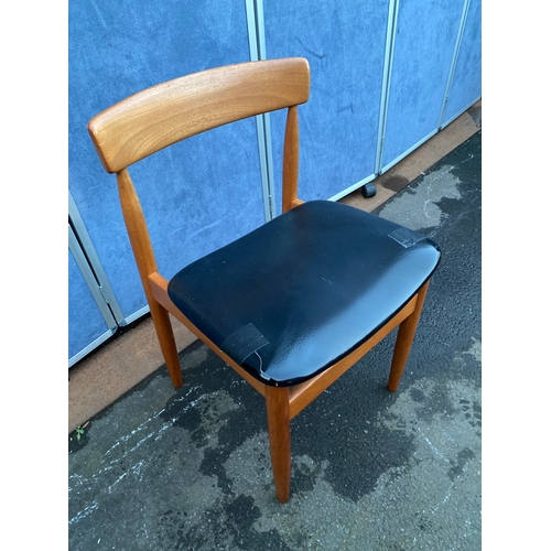 520 - Mid century Danish style teak chair.