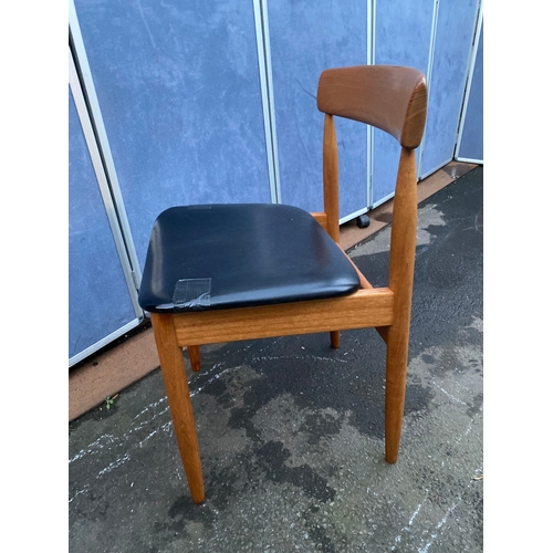 520 - Mid century Danish style teak chair.