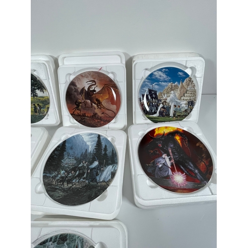 334 - The lord of the rings collectable plates. Fourteen plates in total with COAs