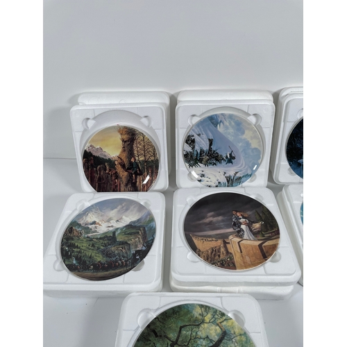 334 - The lord of the rings collectable plates. Fourteen plates in total with COAs