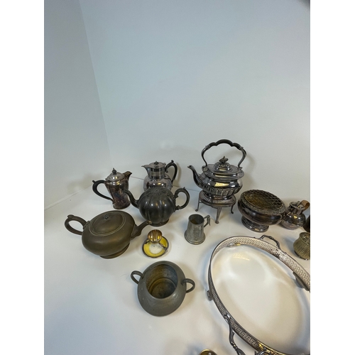 352 - A collection of miscellaneous collectable metallic items including silver plated.