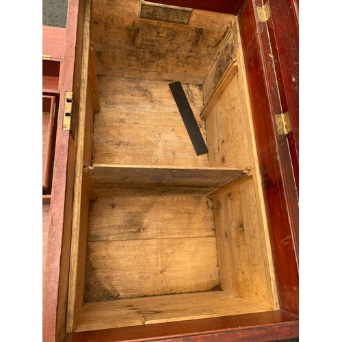 539 - Large Wartime Sea chest