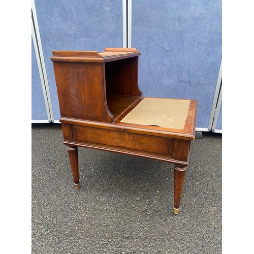 549 - Vintage Mid century Tiered side table