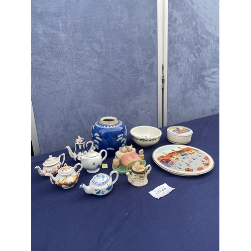 416 - A collection of collectable Ceramics including Port Merion, Villeroy & Boch