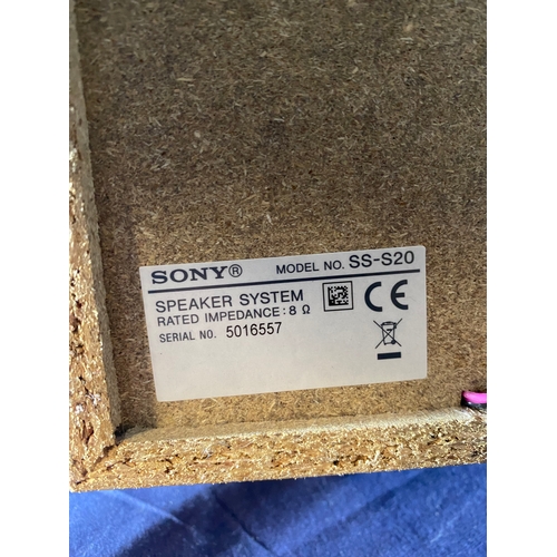 431 - Sony compact disc receiver and speaker system.