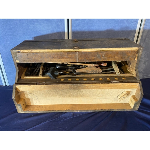 466 - Large wooden tool box and miscellaneous tool contents