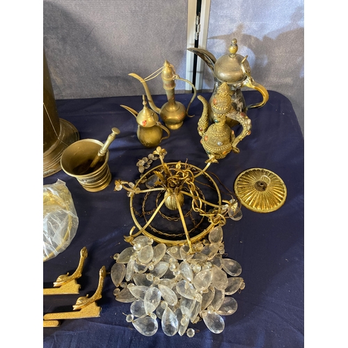 481 - Large collection of Brass/copper oddities including coal scuttle, plates and jugs.