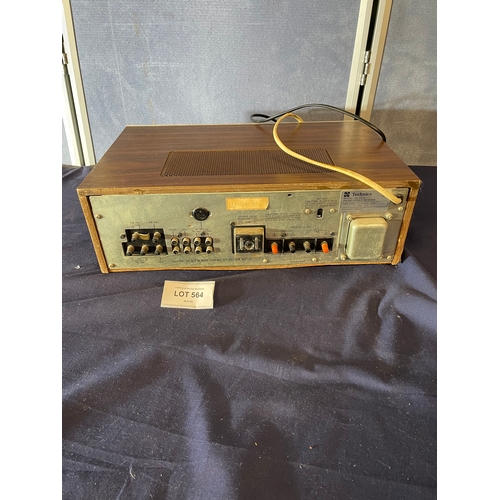 564 - Technics FM/AM Stereo Reciever