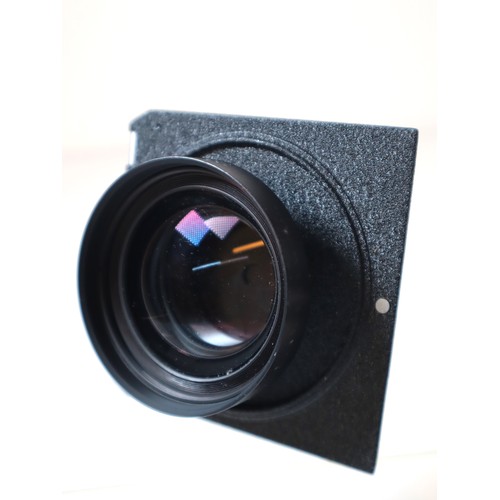 59 - Schneider - Kreuznach APO - Symmar f5.6 210mm Lens with a Copal No1 Shutter +Hoya 72mm Skylight Filt... 