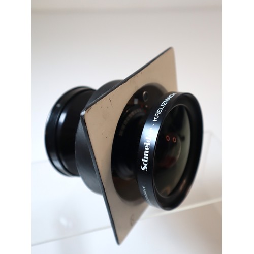 64 - Schneider - Kreuznach Super Angulon f8 120mm lens with Copal No 0 Shutter