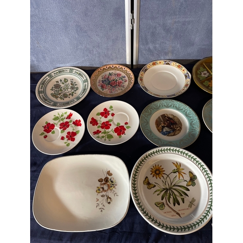 587 - Large quantity of collectable ceramic plates, cups and jugs.