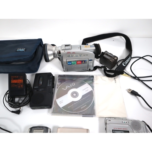 197 - Sony MZ-R55 Mini Disc player, recorders, mobile phone + Canon MV450i Digital Video Camera