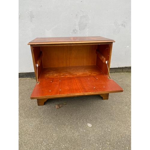 702 - Vintage multimedia/tv stand