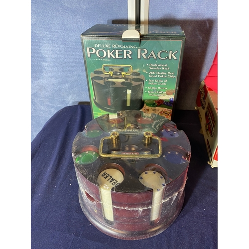 682 - Deluxe revolving Poker rack and Texas Hold'em TV Poker game.