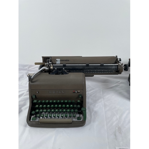 655 - Vintage Royal and Remington type writers