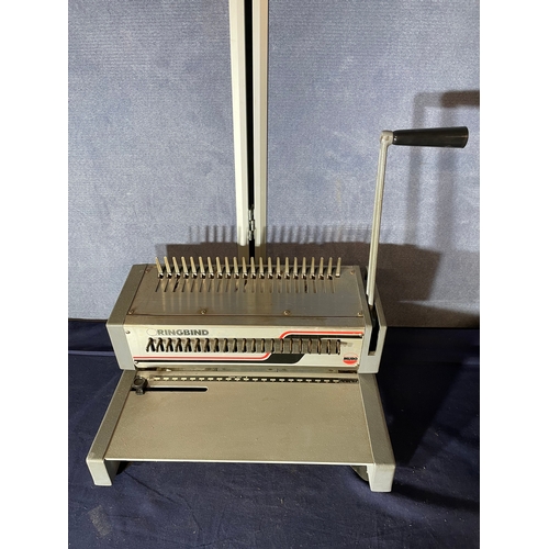 693 - Murographics and IBICO binding machines