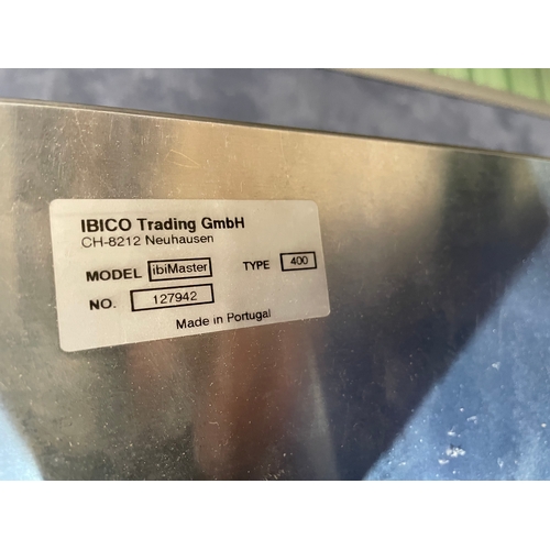 693 - Murographics and IBICO binding machines