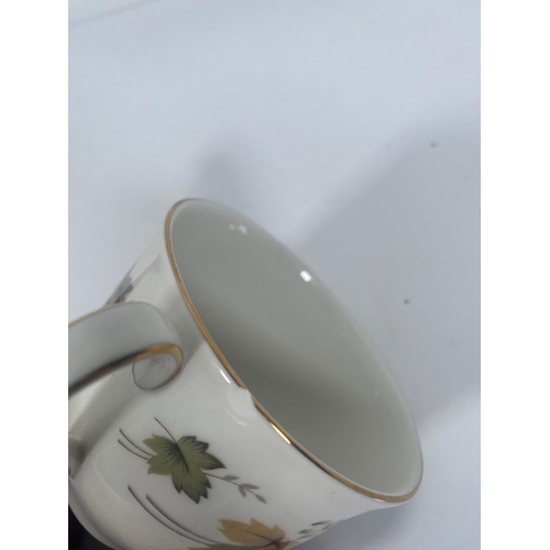 708 - Royal Doulton Larchmont Dinner service