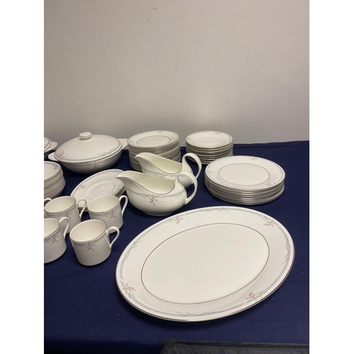 230 - A group of Royal Doulton Carnation Design Dinner Service