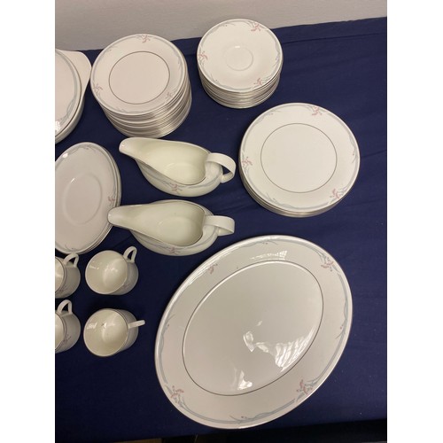 230 - A group of Royal Doulton Carnation Design Dinner Service