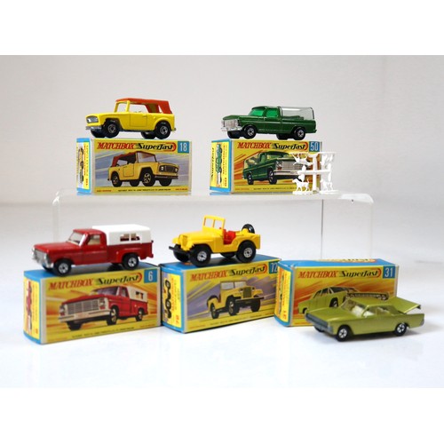 95 - Lesney Matchbox Superfast - 18e - Field Car - Light Yellow (Brown Roof), 50c - Ford Kennel truck - M... 