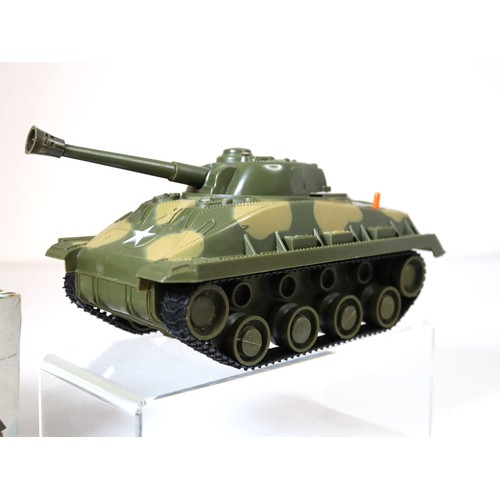 99C - BPP Battery Operated Sherman M-4 Tank Clifford Series in original box & Britains 1:32 9780 Half Trac... 