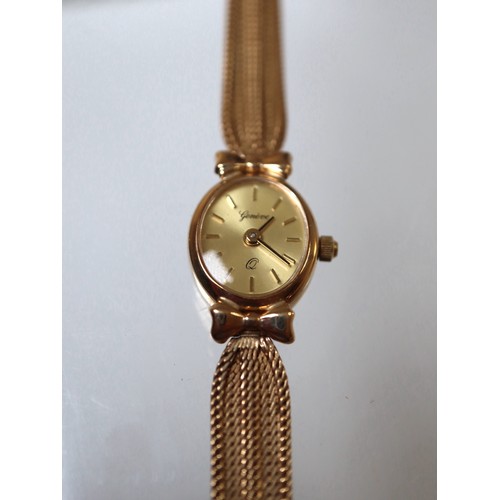 203 - 9ct yellow gold case and bracelet strap Geneve Ladies Cocktail Watch - 15g