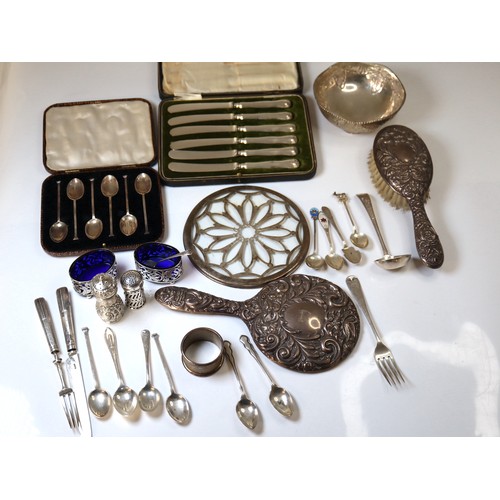 208 - A group of various Victorian to Early 20th century  Sterling Silver Cutlery, vanity set, bowl, selle... 