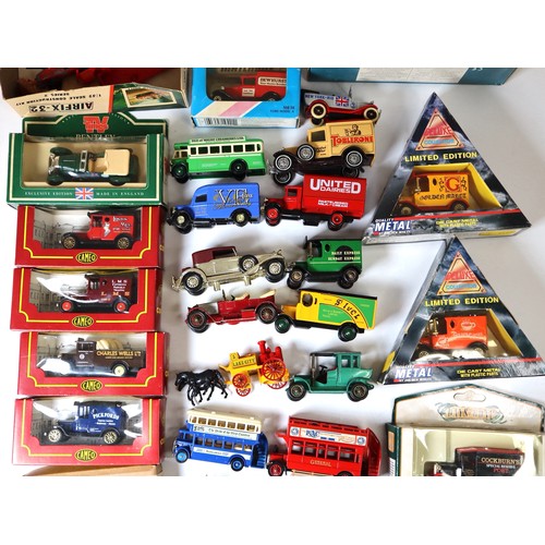 211 - A group of boxed and loose die-cast model cars including Days Gone, Corgi, Cameo + others