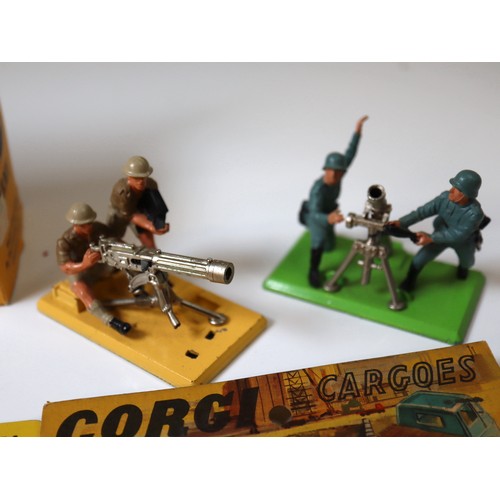 212 - Crescent Toys Army No. 1250 25-Pounder Field Gun boxed, Corgi Toys take of wheels in blister (opened... 