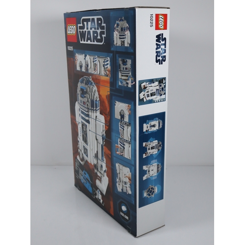 17 - LEGO Star Wars - 10225 R2-D2 - Sealed Box / Unused