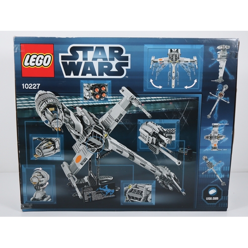 19 - LEGO Star Wars - 10227 B-wing Starfighter - Sealed Box / Unused