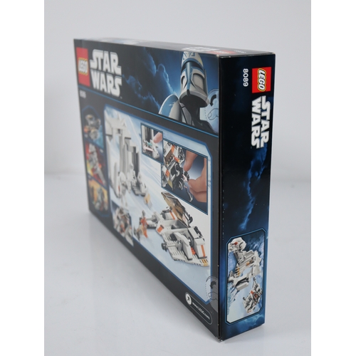 26 - LEGO Star Wars - 8089 Hoth Wampa Cave - Sealed Box / Unused