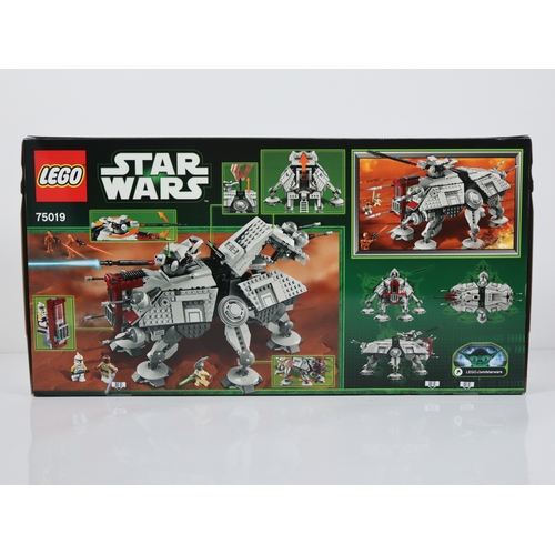 28 - LEGO Star Wars - 75019 AT-TE - Sealed Box / Unused