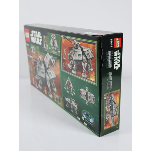 29 - LEGO Star Wars - 75043 AT-AP - Sealed Box / Unused