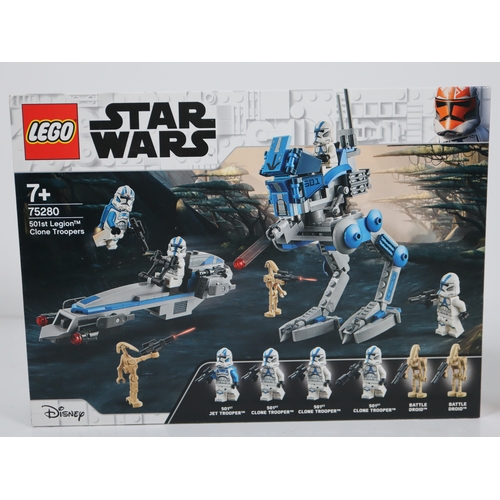 45 - LEGO Star Wars - 8014 Clone Walker Battle Pack & 501st Legion Clone Troopers - Sealed Box / Unused