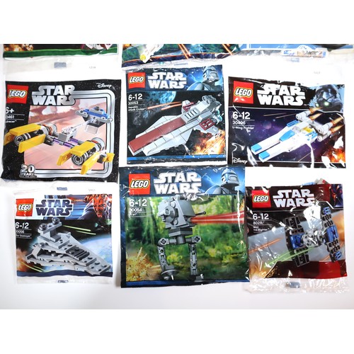 122 - LEGO Star Wars Sealed Polybag Mini Builds -  30056 Star Destroyer, 30054 AT-ST, 30461 Podracer, 3005... 