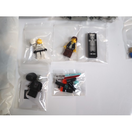 137 - LEGO Star Wars 10123 Cloud City - No Box complete with sealed poly bags 3-5, minifigures sw0107, sw0... 