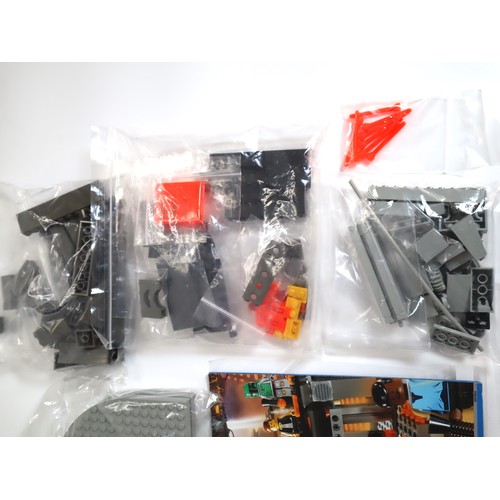 137 - LEGO Star Wars 10123 Cloud City - No Box complete with sealed poly bags 3-5, minifigures sw0107, sw0... 