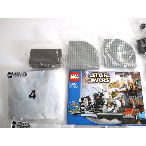 137 - LEGO Star Wars 10123 Cloud City - No Box complete with sealed poly bags 3-5, minifigures sw0107, sw0... 