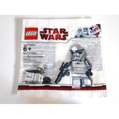 101 - LEGO Star Wars 2853590 Chrome Stormtrooper