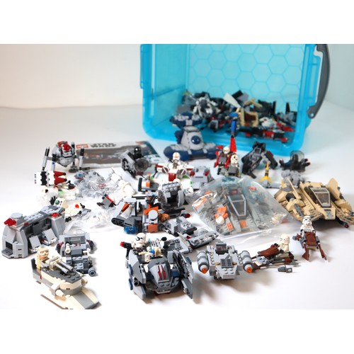 83 - LEGO Star Wars - A group of various loose built micro build sets + minifigures