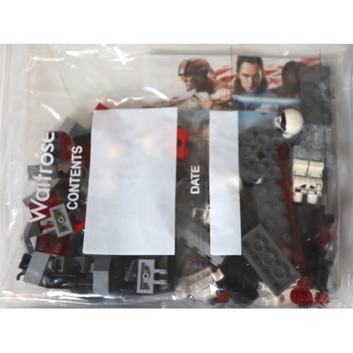 90 - LEGO Star Wars - Five 75197 First Order Specialists Battle Pack Sets - Still sealed in polybags, ins... 