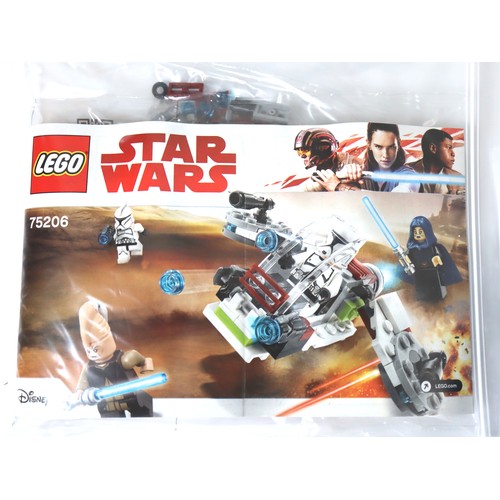 92 - LEGO Star Wars - 75207 Imperial Patrol Battle Pack,  75209 Hans Solo Landspeeder, 75176 Resistance T... 