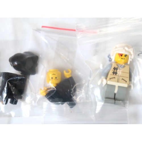 68 - LEGO Star Wars - Hoth Rebel sw0108 (2), Luke Skywalker sw0044, Luke Skywalker sw0068, Imperial Offic... 