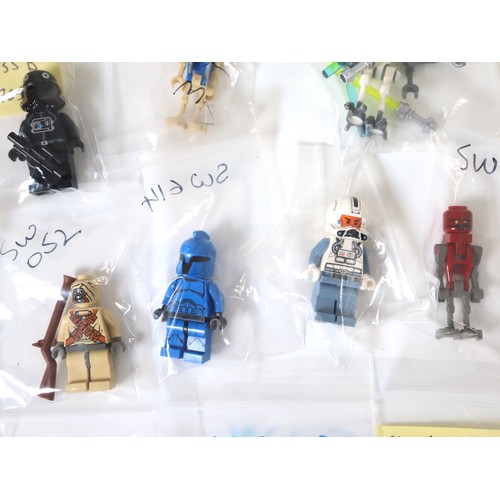 70 - LEGO Star Wars - A group of various minifigures