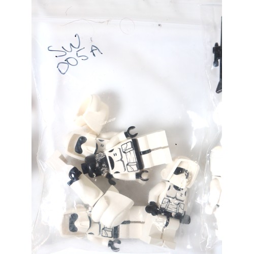 76 - LEGO Star Wars - sw0115, sw036a & sw005a Trooper Minifigures